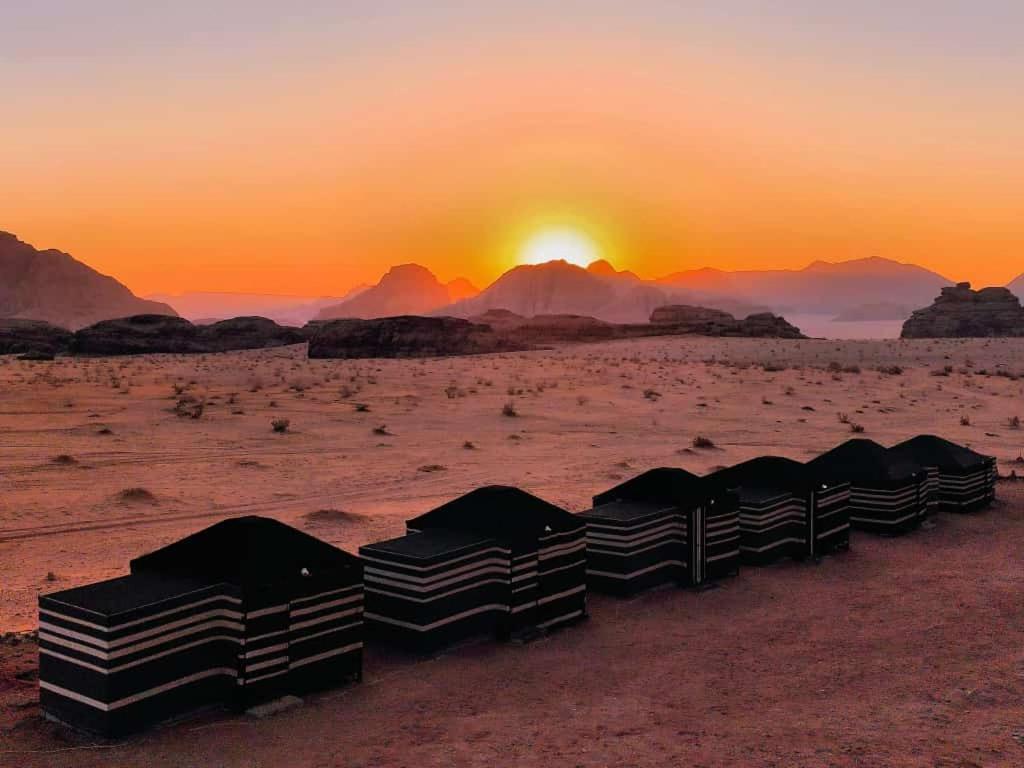 Enad Desert Camp 瓦迪拉姆 外观 照片